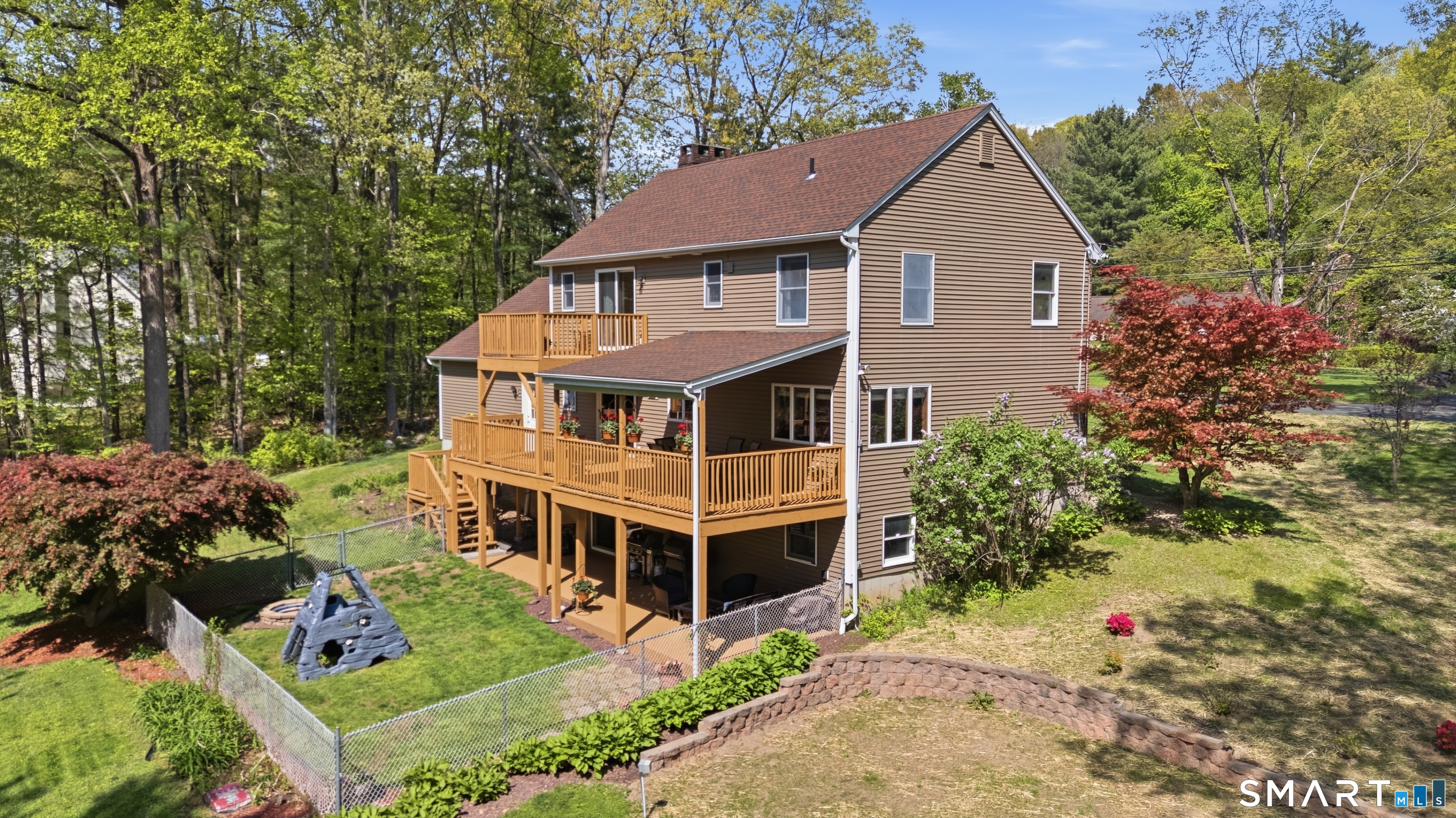877 Newgate Road Suffield, CT 06093 - Photo 2 of 40 front view of a house with a yard