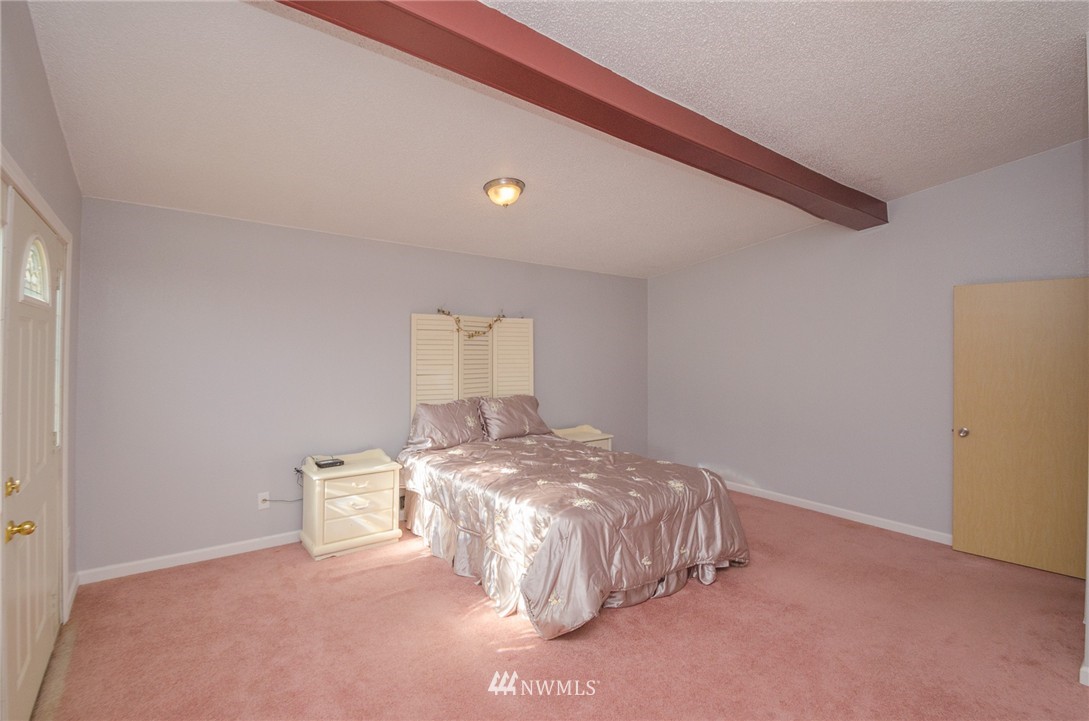 2713 Russell Road Centralia, WA 98531 - Photo 10 of 24 Gallery Image 10