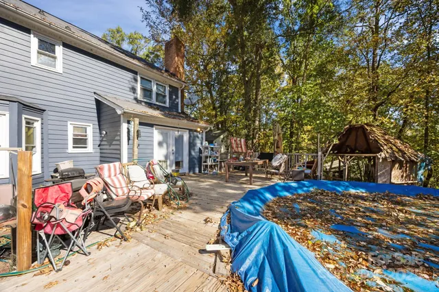a view of outdoor space yard and patio