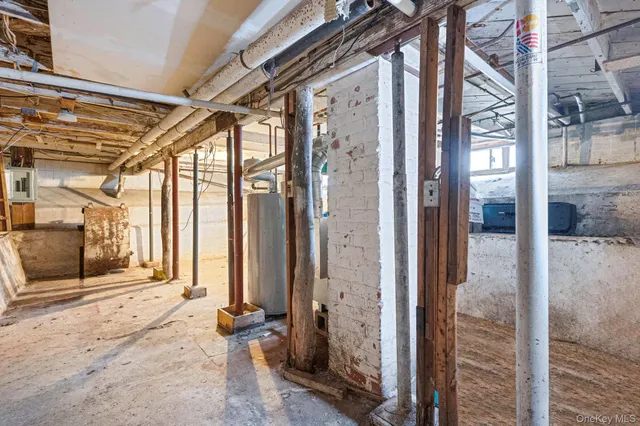 $599,000 | 21 South Summit Avenue, Patchogue, NY 11772