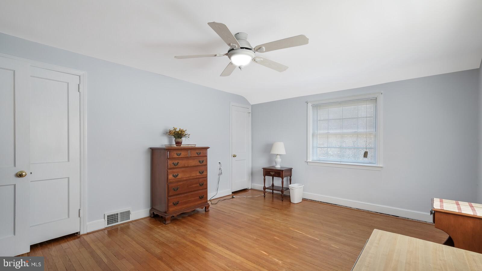 530 Springview Lane Springfield, PA 19064 - Photo 15 of 31 Gallery Image 15