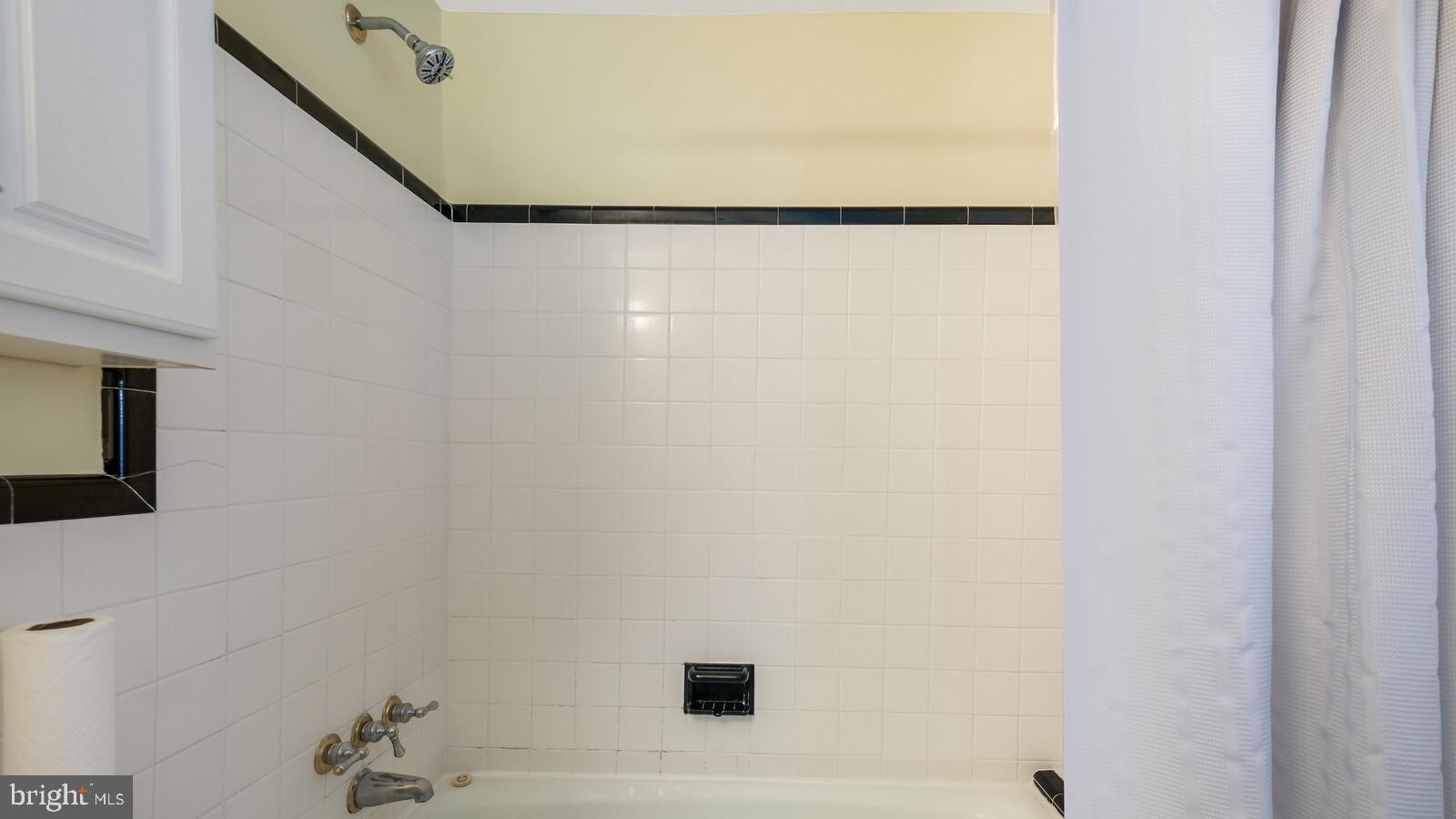 530 Springview Lane Springfield, PA 19064 - Photo 17 of 31 Gallery Image 17