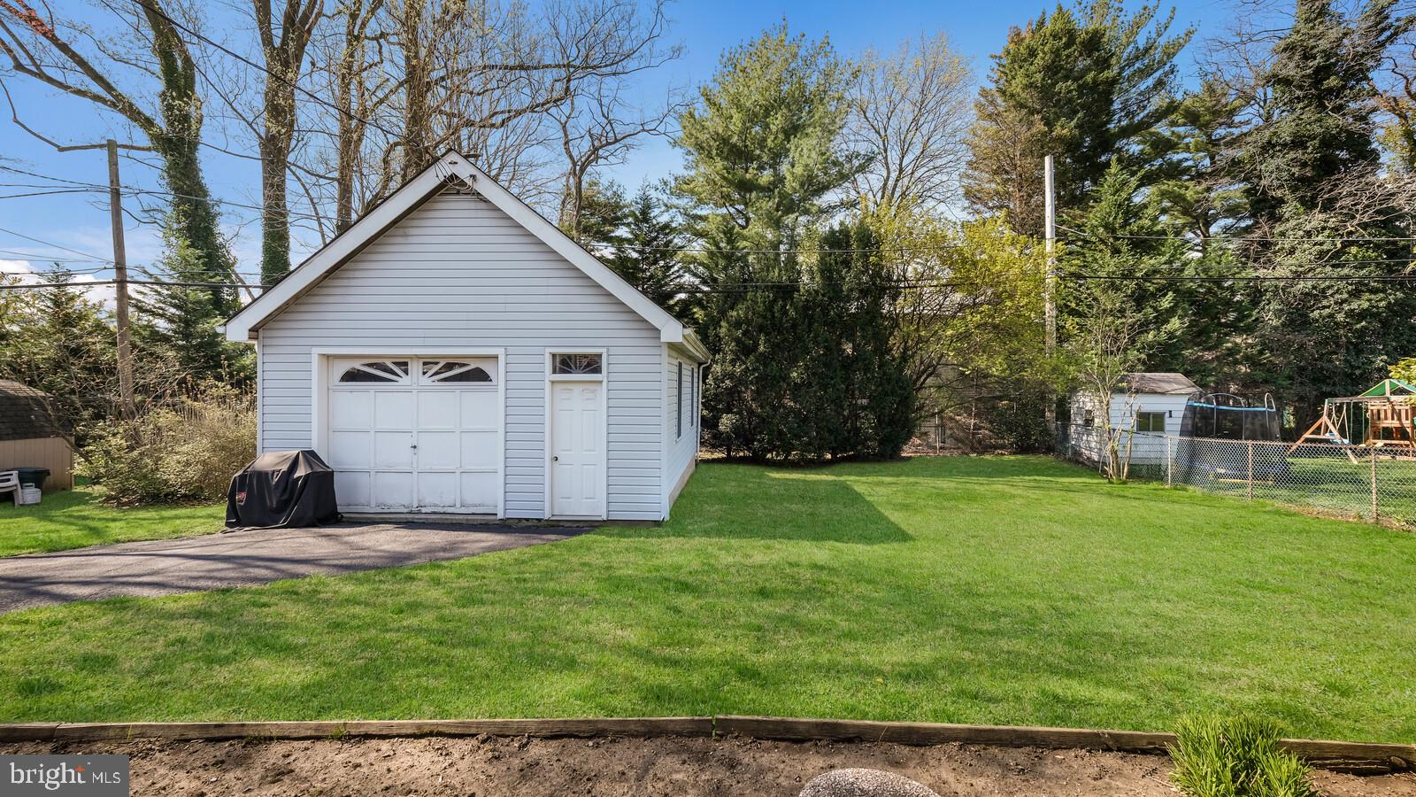 530 Springview Lane Springfield, PA 19064 - Photo 25 of 31 Gallery Image 25