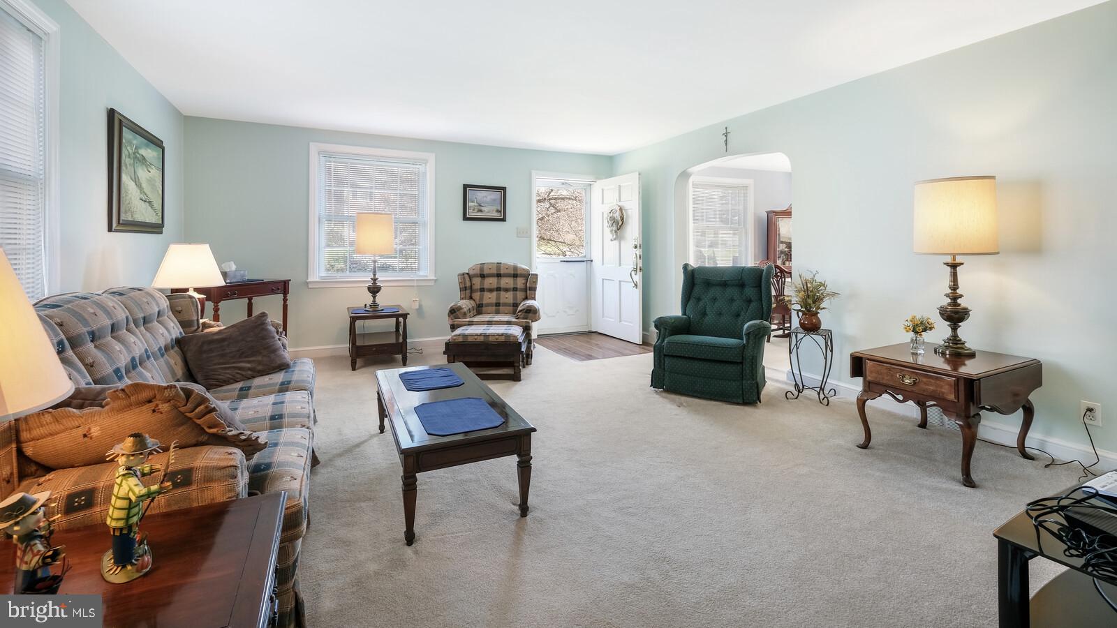 530 Springview Lane Springfield, PA 19064 - Photo 8 of 31 Gallery Image 8