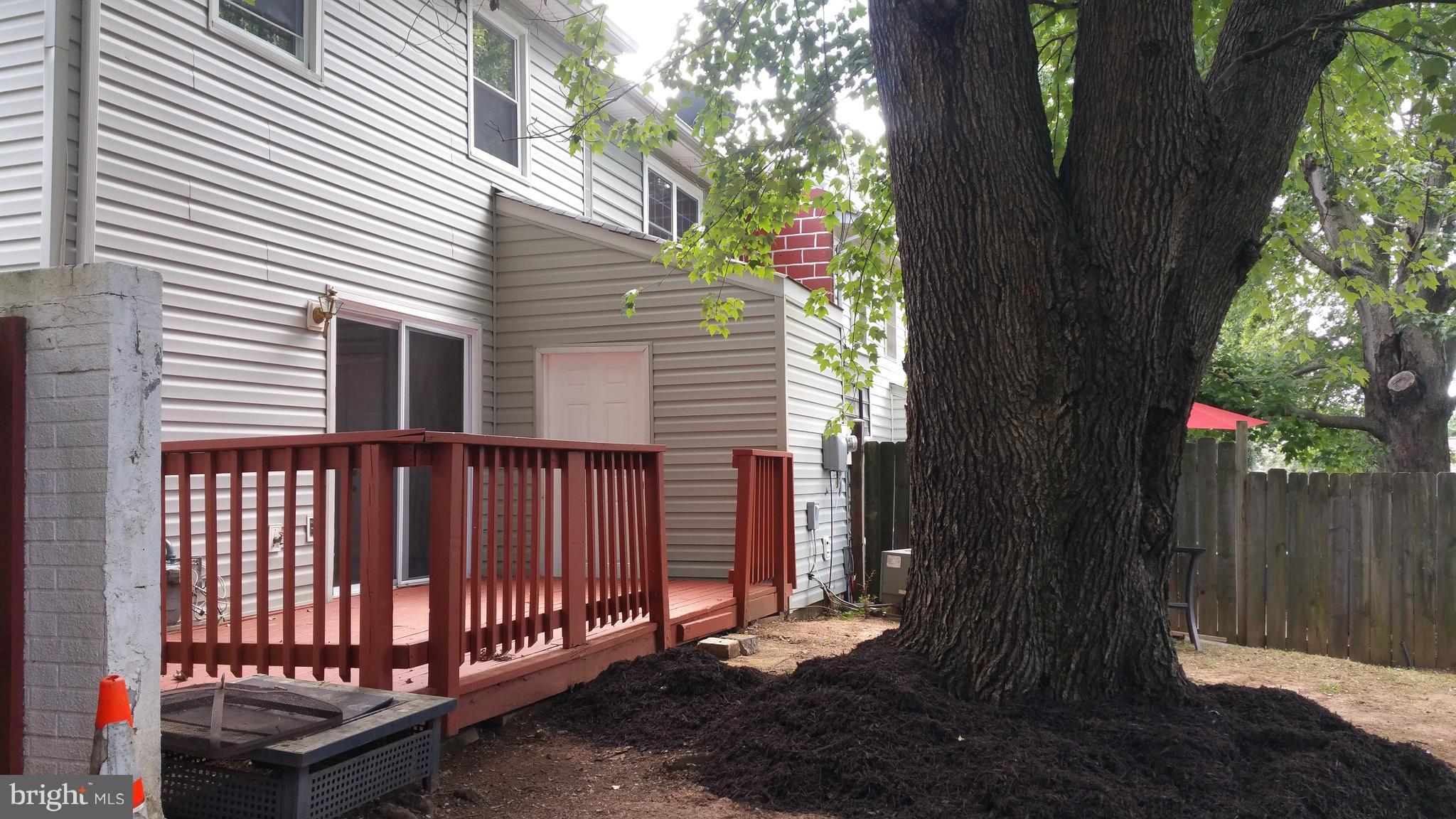 7610 Stuart Court Manassas, VA 20111 - Photo 15 of 16 Large Private Deck
