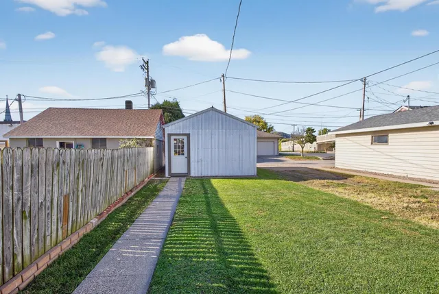 $179,900 | 245 Main Street West, Wabasha, MN 55981