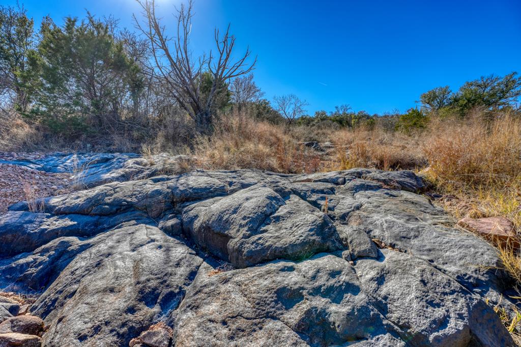 12759 Highway 16 Llano, TX 78643 - Photo 30 of 62 Metal Bldg with 3 roll-up doors