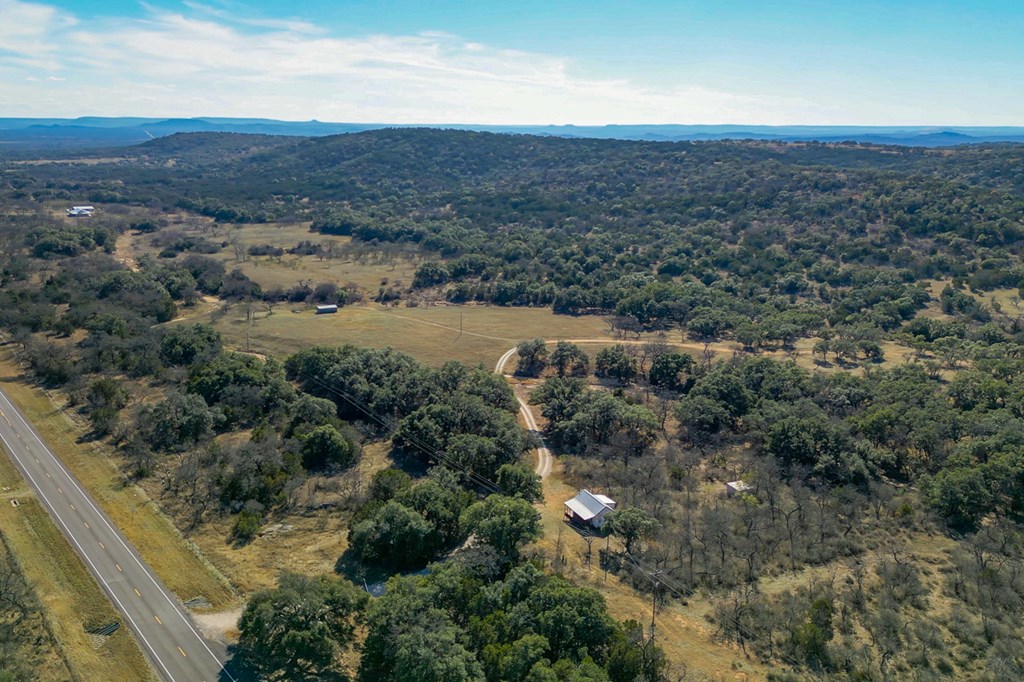 12759 Highway 16 Llano, TX 78643 - Photo 5 of 62