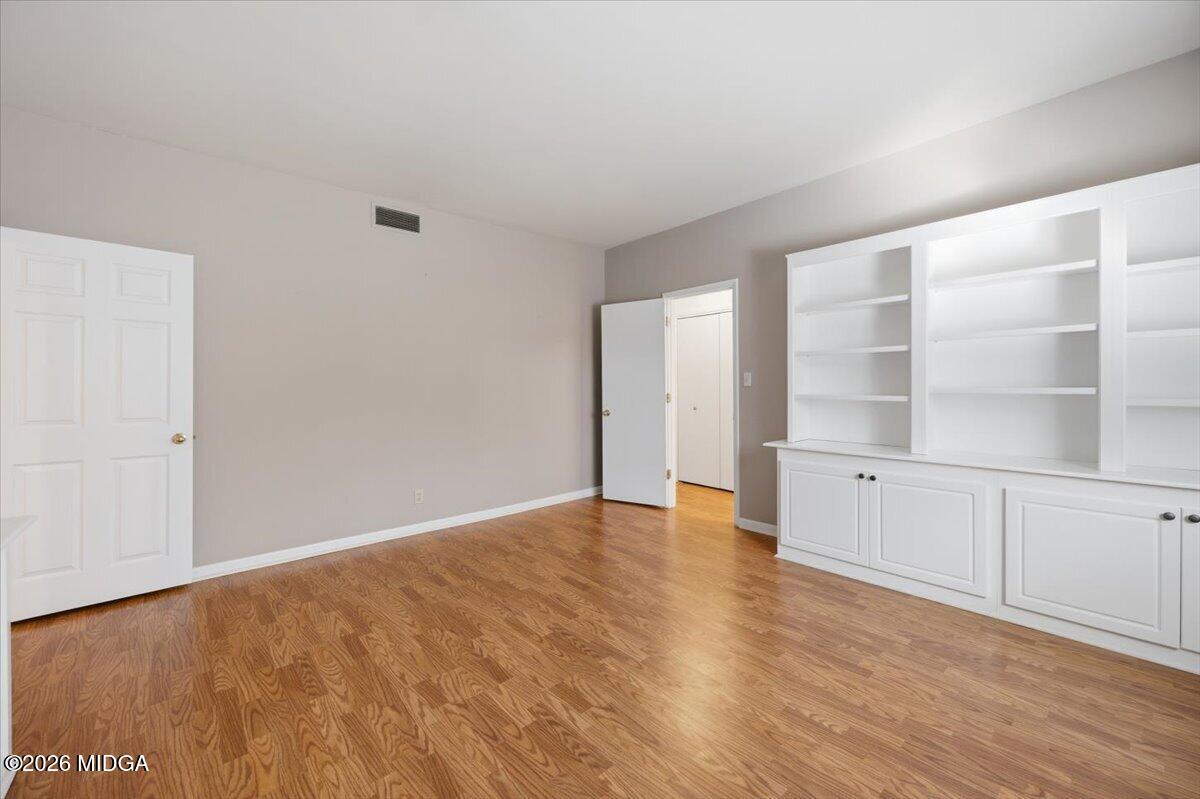 4935 Rivoli Drive, Unit F Macon, GA 31210 - Photo 5 of 25 04-W7A3656