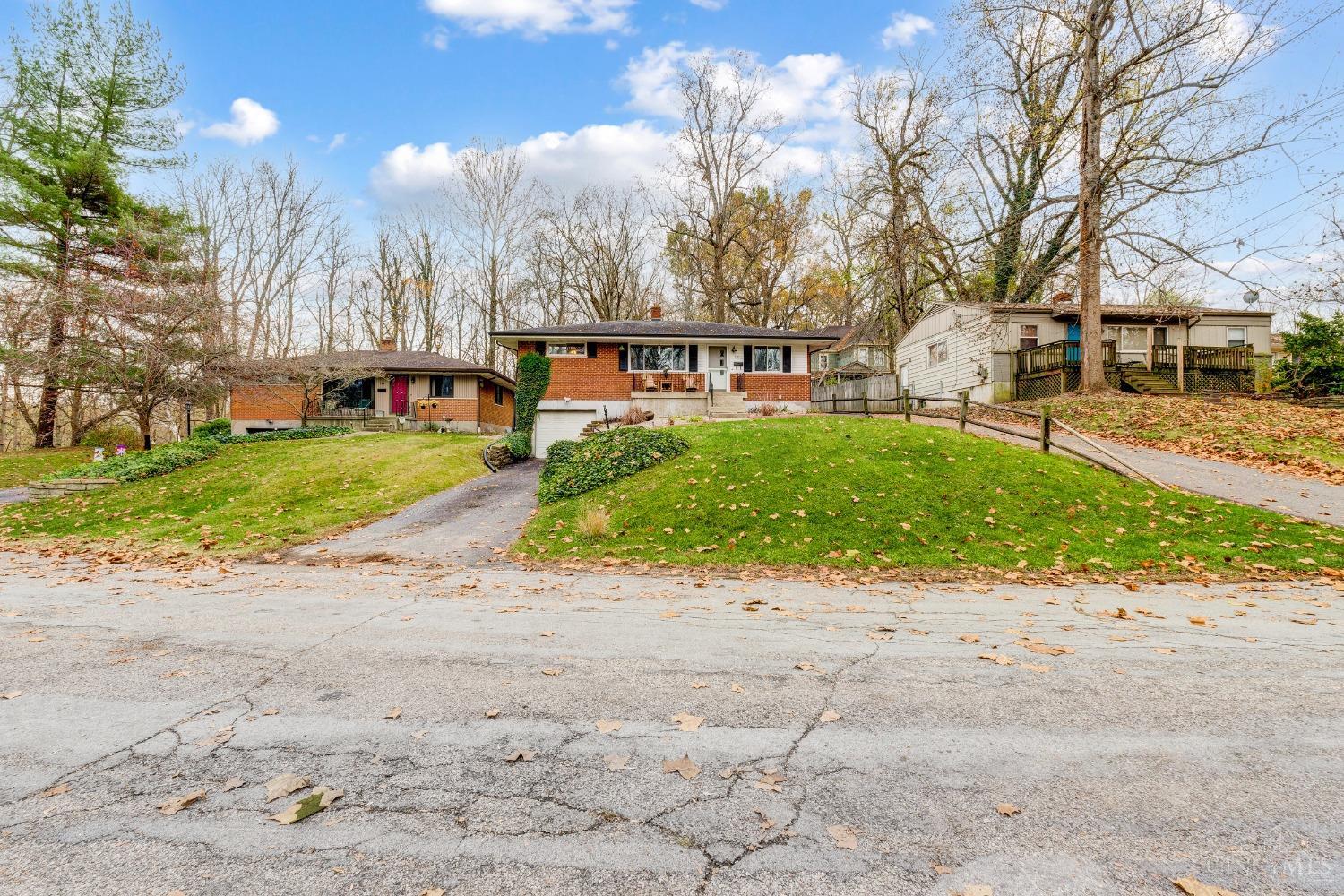 138 Lowland Road Cincinnati, OH 45233 - Photo 37 of 42 Gallery Image 37