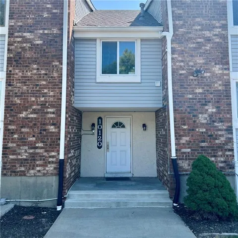 $145,000 | 10120 West 96th Street, Unit A, Overland Park, KS 66212