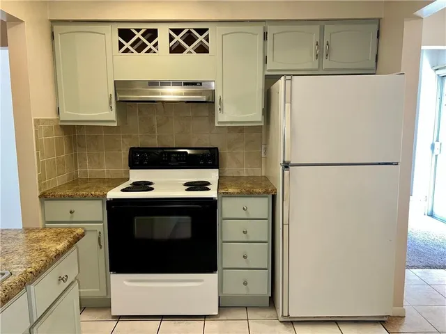 $145,000 | 10120 West 96th Street, Unit A, Overland Park, KS 66212