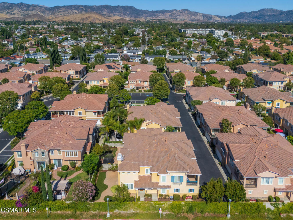 4117 Orontes Way, Unit B Simi Valley, CA 93063 - Photo 39 of 52