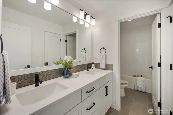 $1,640,000 | 729 211th Place Southeast, Bothell, WA 98021