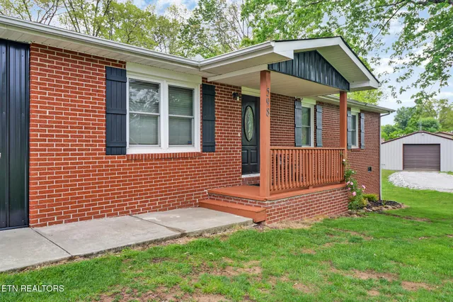 $279,900 | 598 Glenwood Circle, Crossville, TN 38555