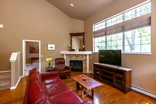 $374,900 | 739 Glen Court, Unit 10, Grand Junction, CO 81506