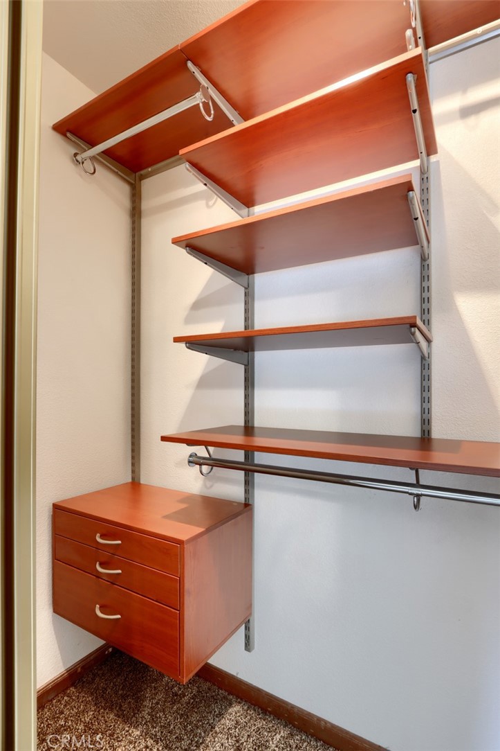 7115 Hites Cove Road Mariposa, CA 95338 - Photo 22 of 48 a room with furniture and a window