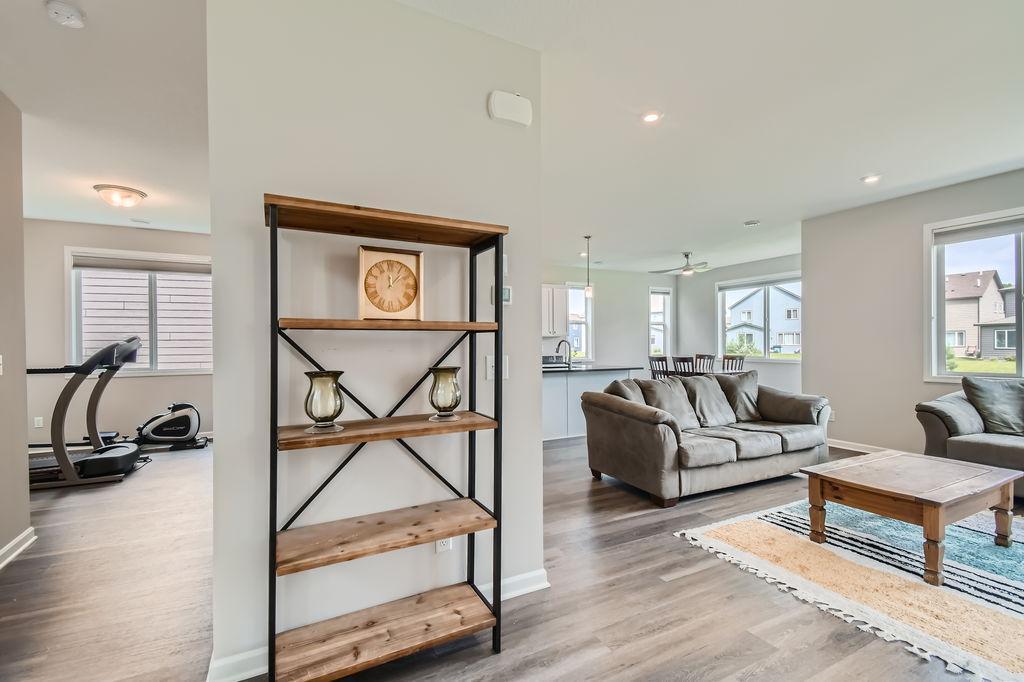 9931 Bluebird Street Northwest Coon Rapids, MN 55433 - Photo 5 of 33