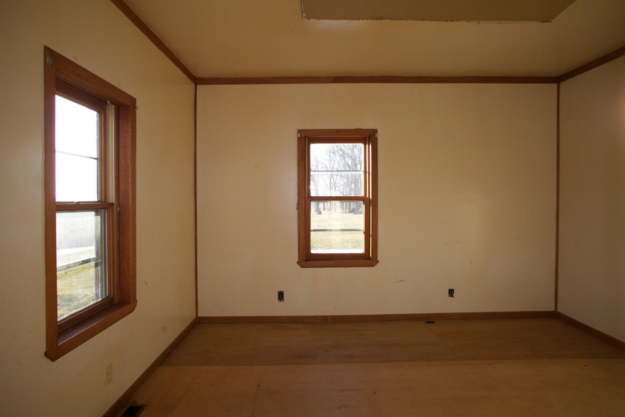 6892 Blaine Road Poplar Grove, IL 61065 - Photo 9 of 16 Gallery Image 9