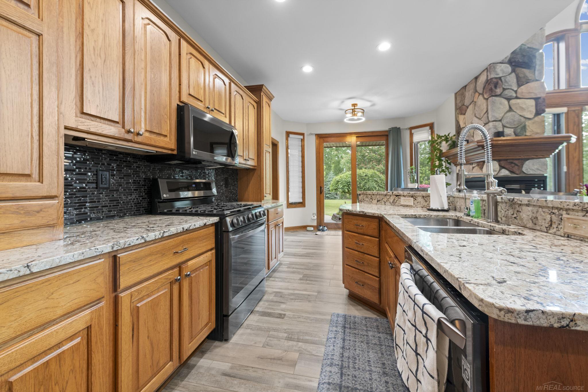 75993 McKay Road Romeo, MI 48065 - Photo 16 of 60