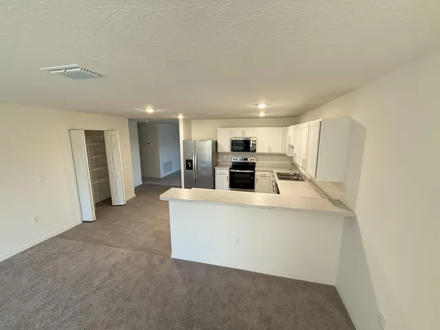 $2,700 | 414 Northwest 12th Street, Okeechobee, FL 34972