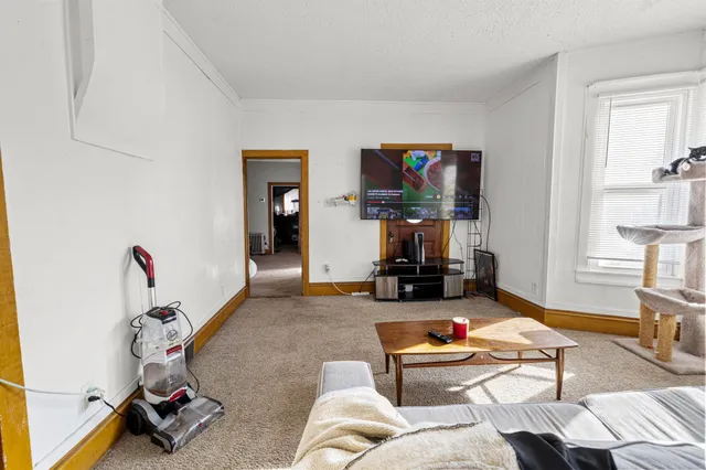 $145,000 | 124 Ellington Street, West Concord, MN 55985