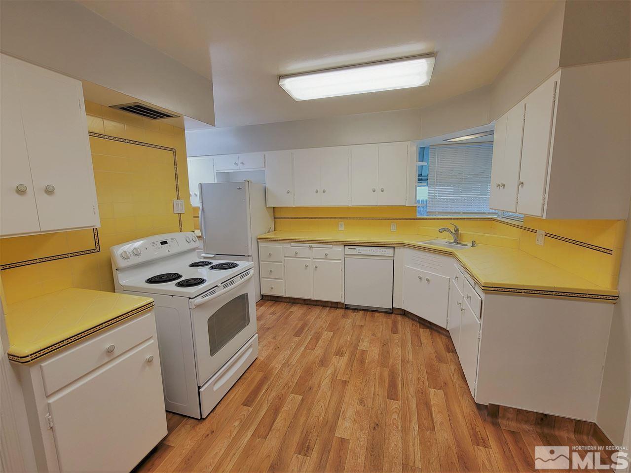 2254 Sunrise Drive Reno, NV 89509 - Photo 5 of 22 Photo 5