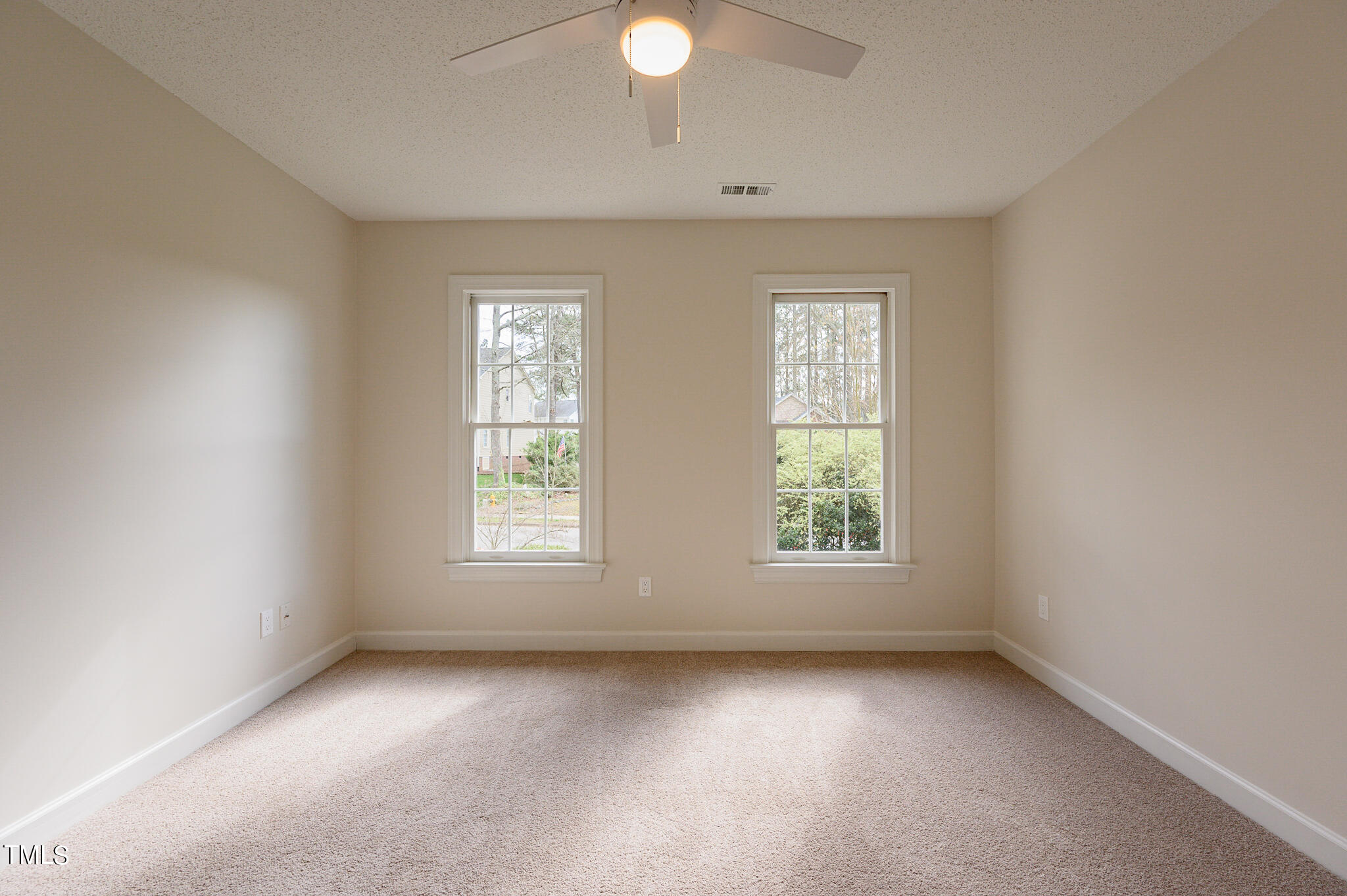5620 Raddington Street Raleigh, NC 27613 - Photo 32 of 41 listing_31