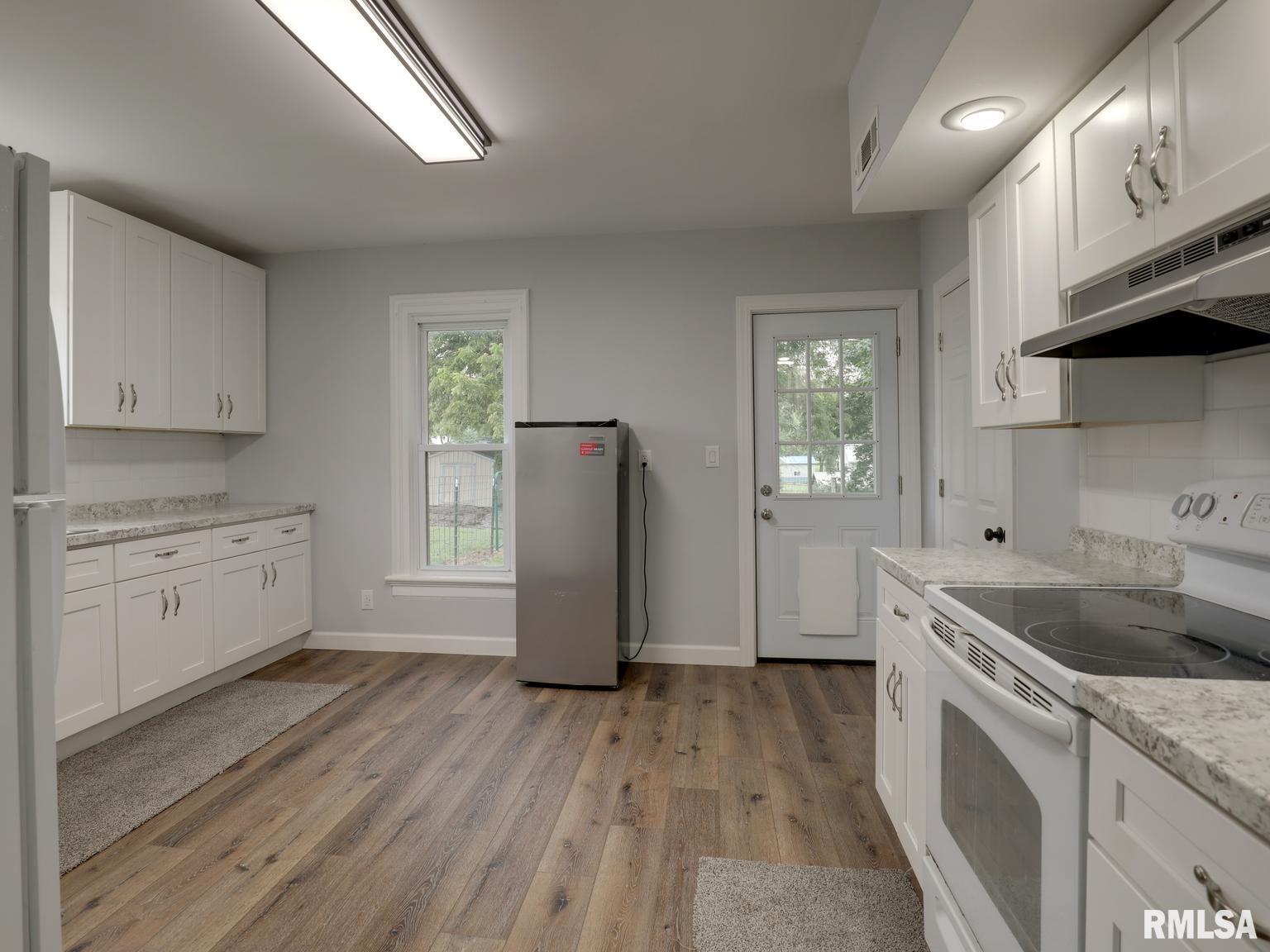 210 High Street Kinderhook, IL 62345 - Photo 5 of 25 Gallery Image 5