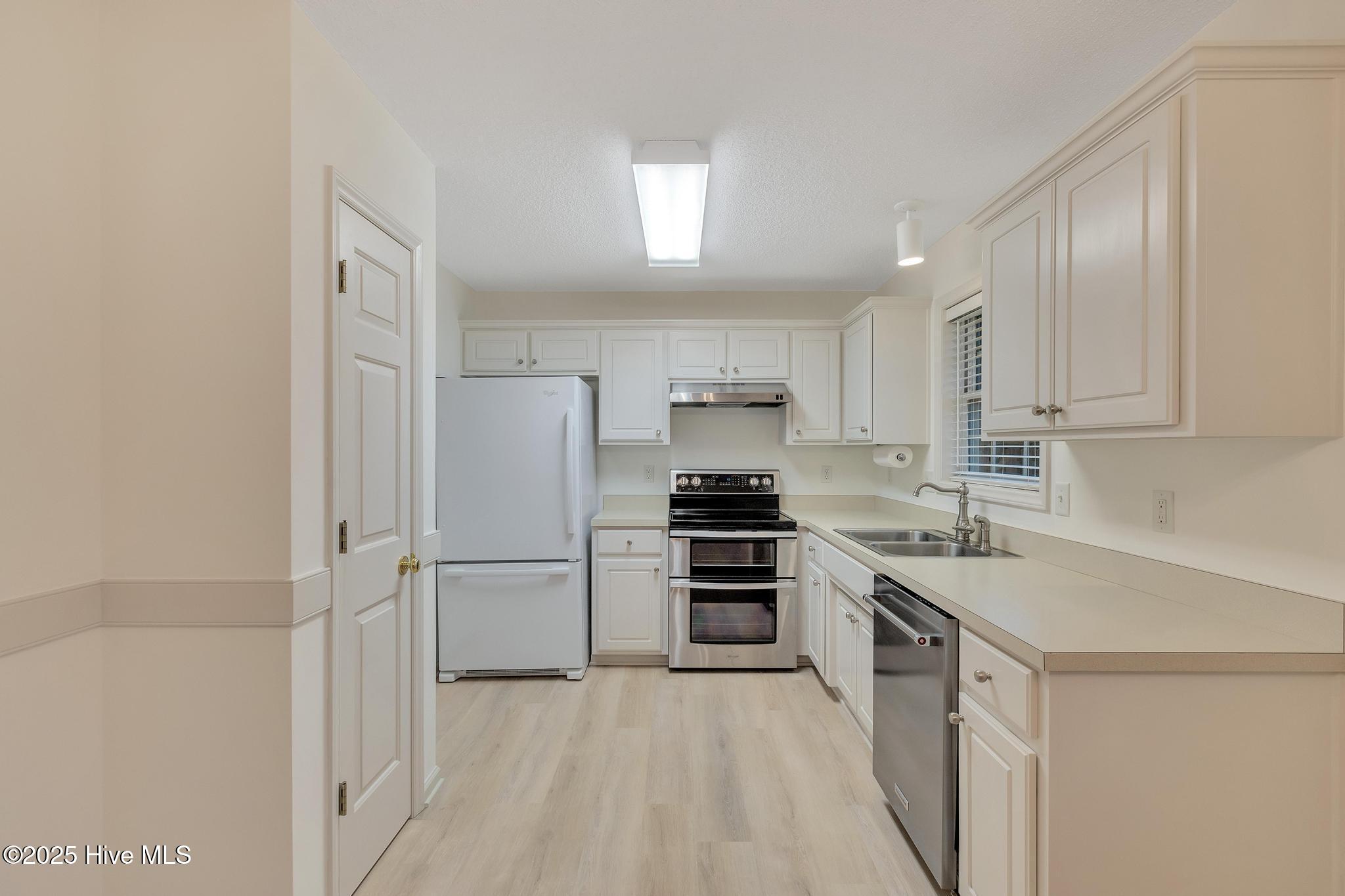 6923 Springer Road Wilmington, NC 28411 - Photo 10 of 27 IMG_8967