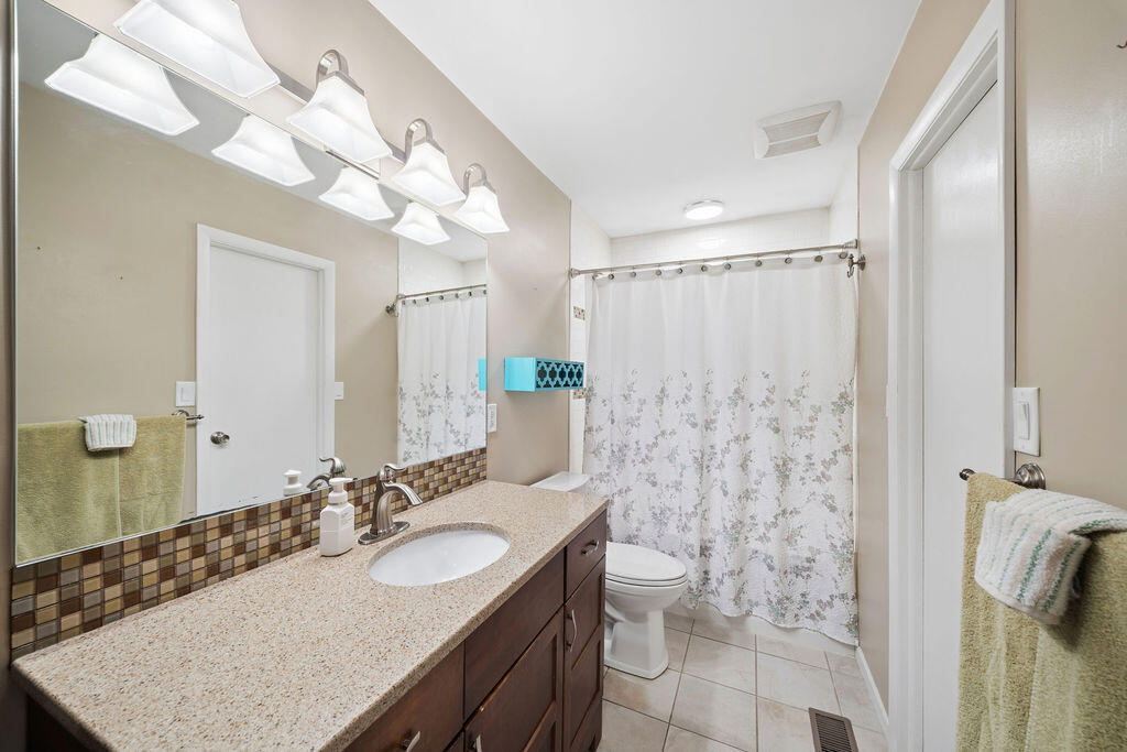 1022 Georgetown Road Michigan City, IN 46360 - Photo 14 of 22 1024x683