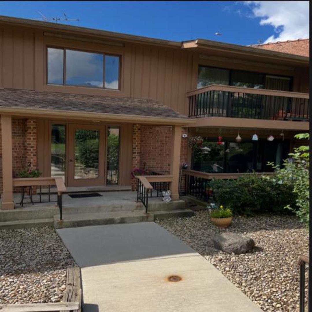8090 Garfield Avenue, Unit 31 Burr Ridge, IL 60527 - Photo 1 of 13