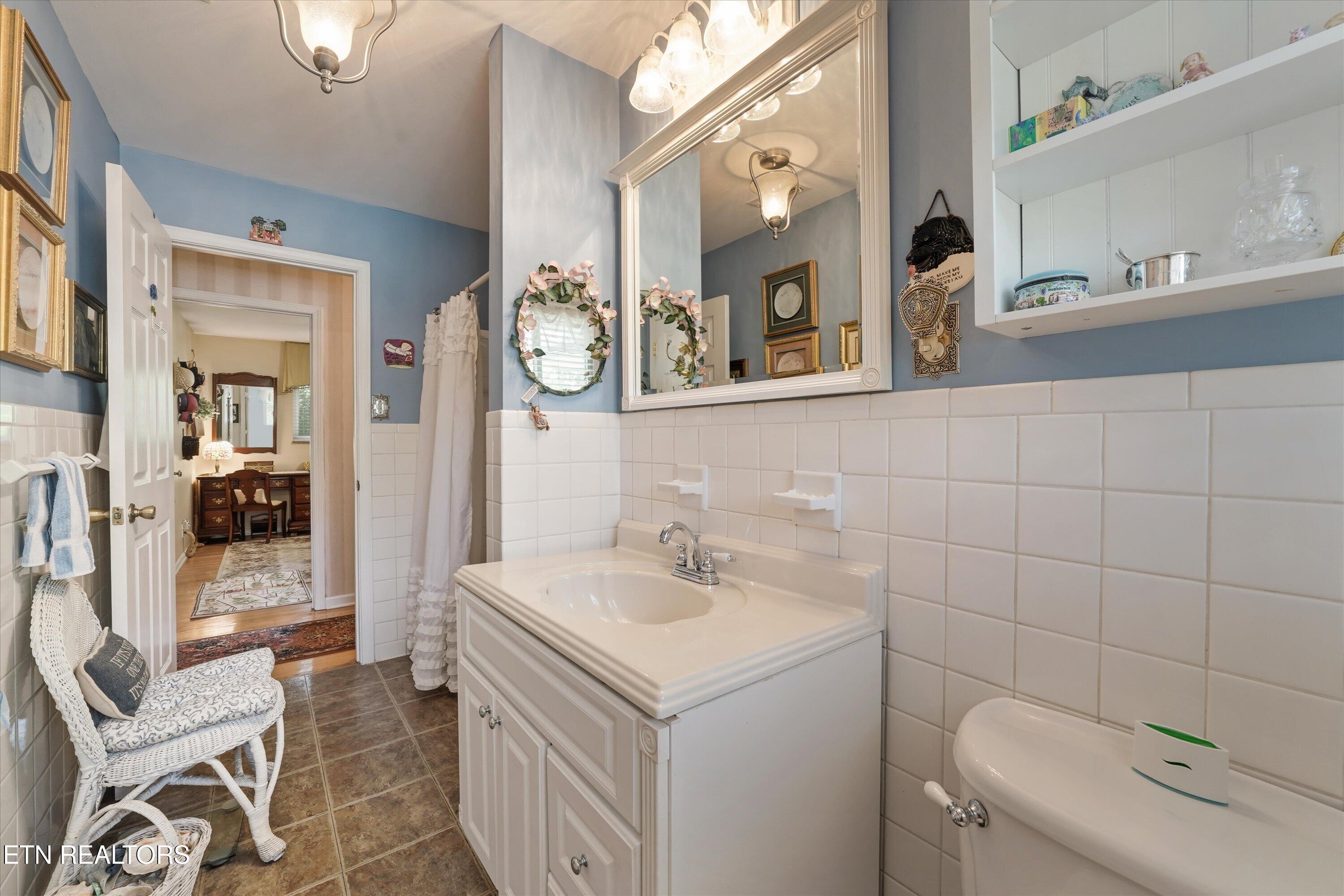 608 Churchill Road Knoxville, TN 37909 - Photo 29 of 60 32-608 Churchill Rd 12