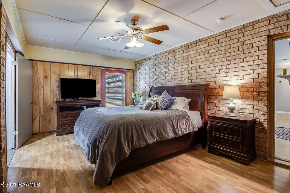 312 Hulin Road Broussard, LA 70518 - Photo 11 of 34 Gallery Image 11