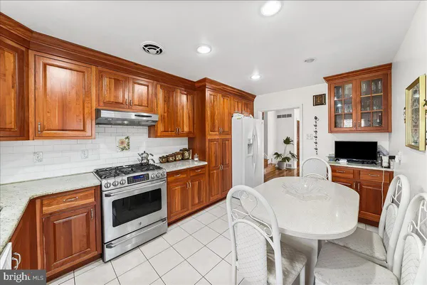 $734,999 | 2509 Highland Avenue, Broomall, PA 19008