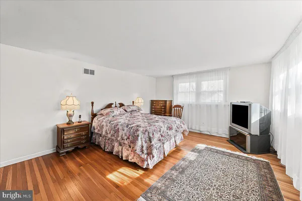 $734,999 | 2509 Highland Avenue, Broomall, PA 19008