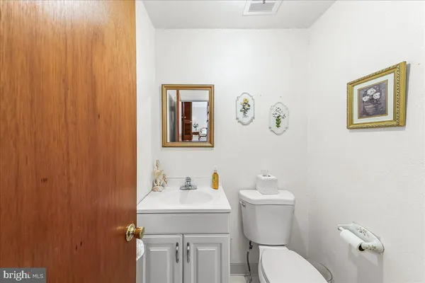 $734,999 | 2509 Highland Avenue, Broomall, PA 19008