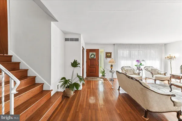 $734,999 | 2509 Highland Avenue, Broomall, PA 19008