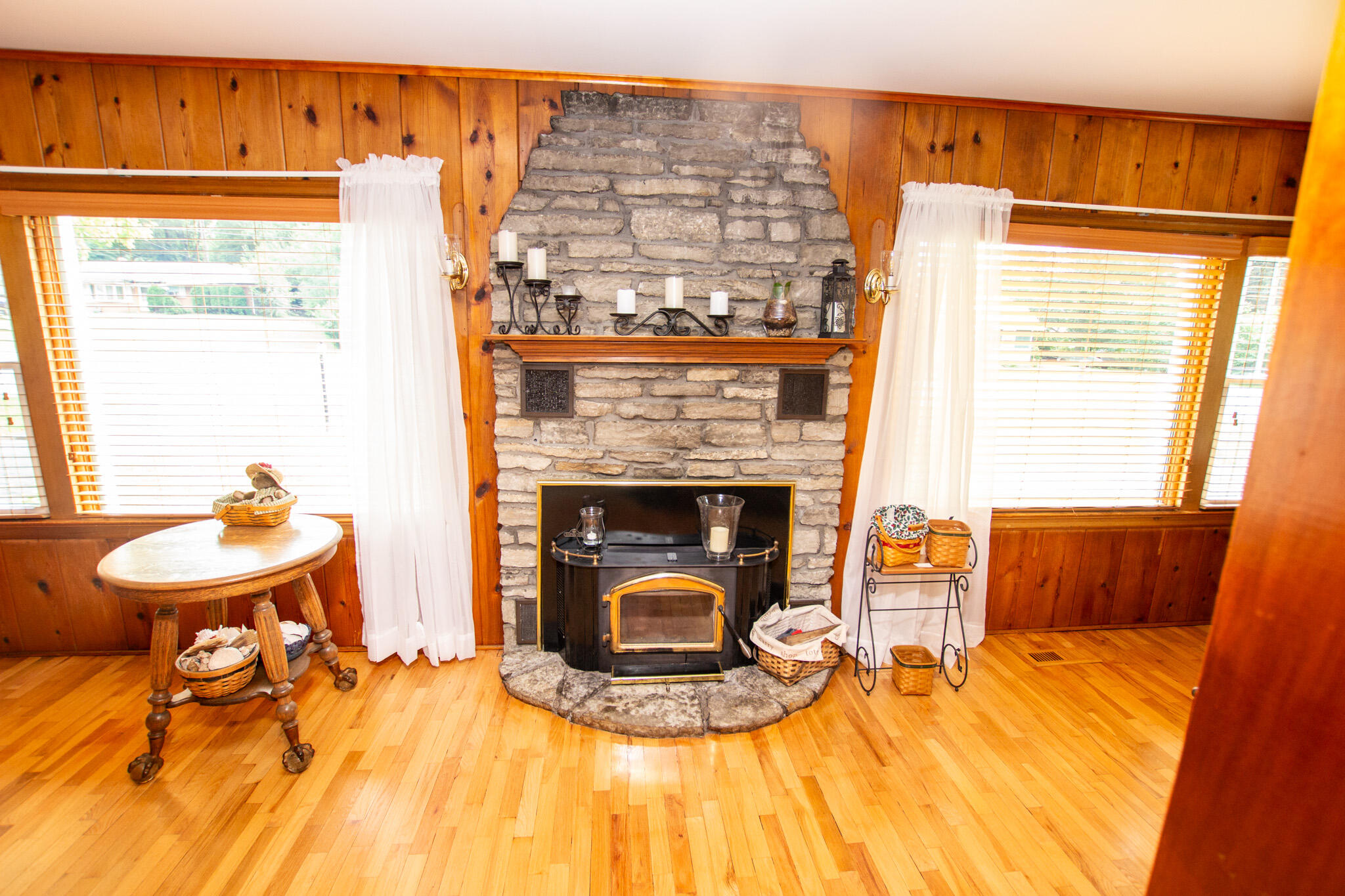 207 East Bertrand Road Niles, MI 49120 - Photo 3 of 40 Fireplace