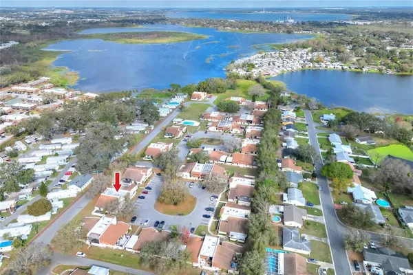 $210,000 | 1880 North Crystal Lake Drive, Unit 4, Lakeland, FL 33801