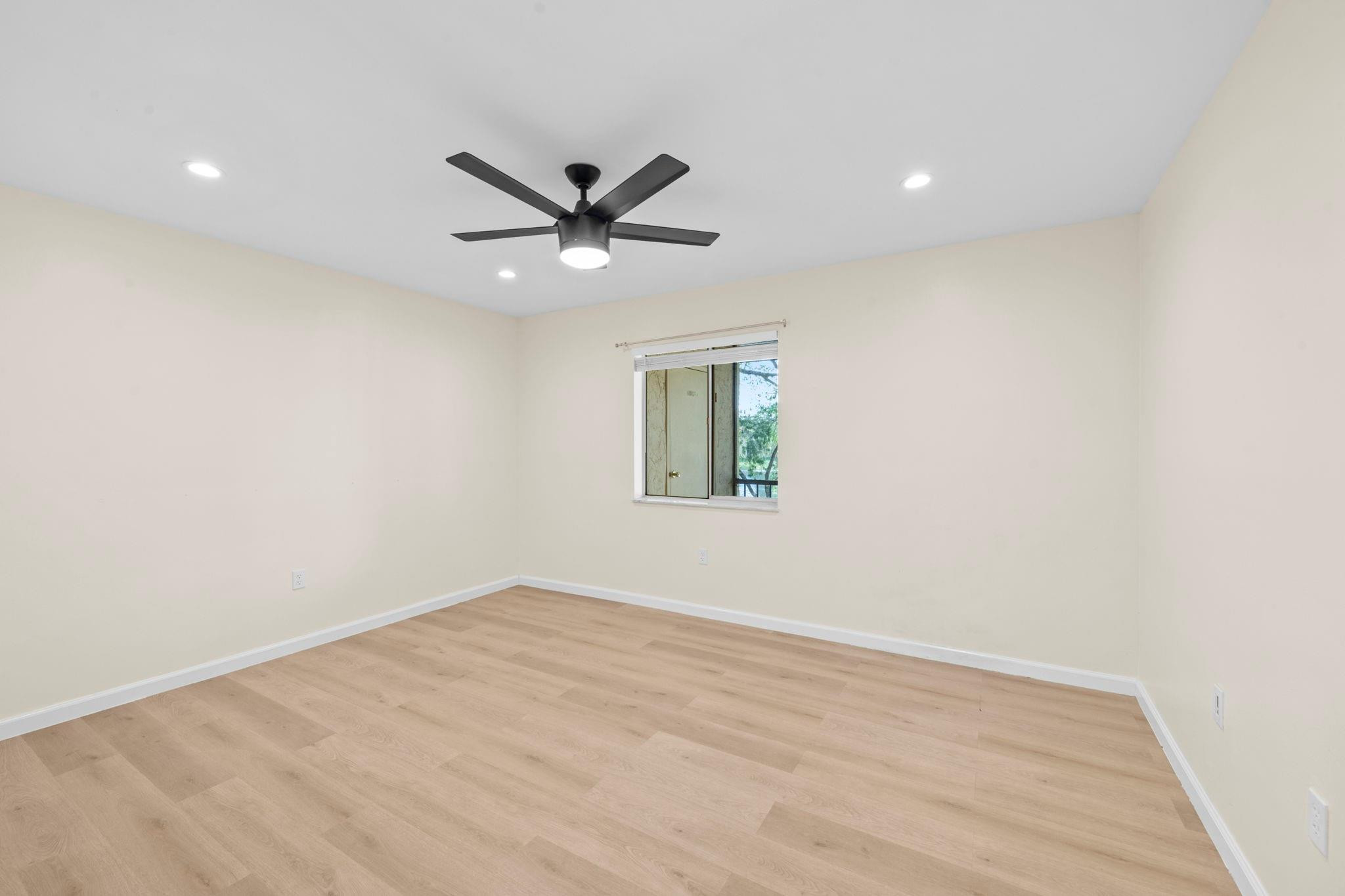 830 Southwest 9th St Circle, Unit 204 Boca Raton, FL 33486 - Photo 13 of 21 Photo 13