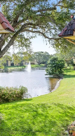 $1,900 | 830 Southwest 9th St Circle, Unit 204, Boca Raton, FL 33486