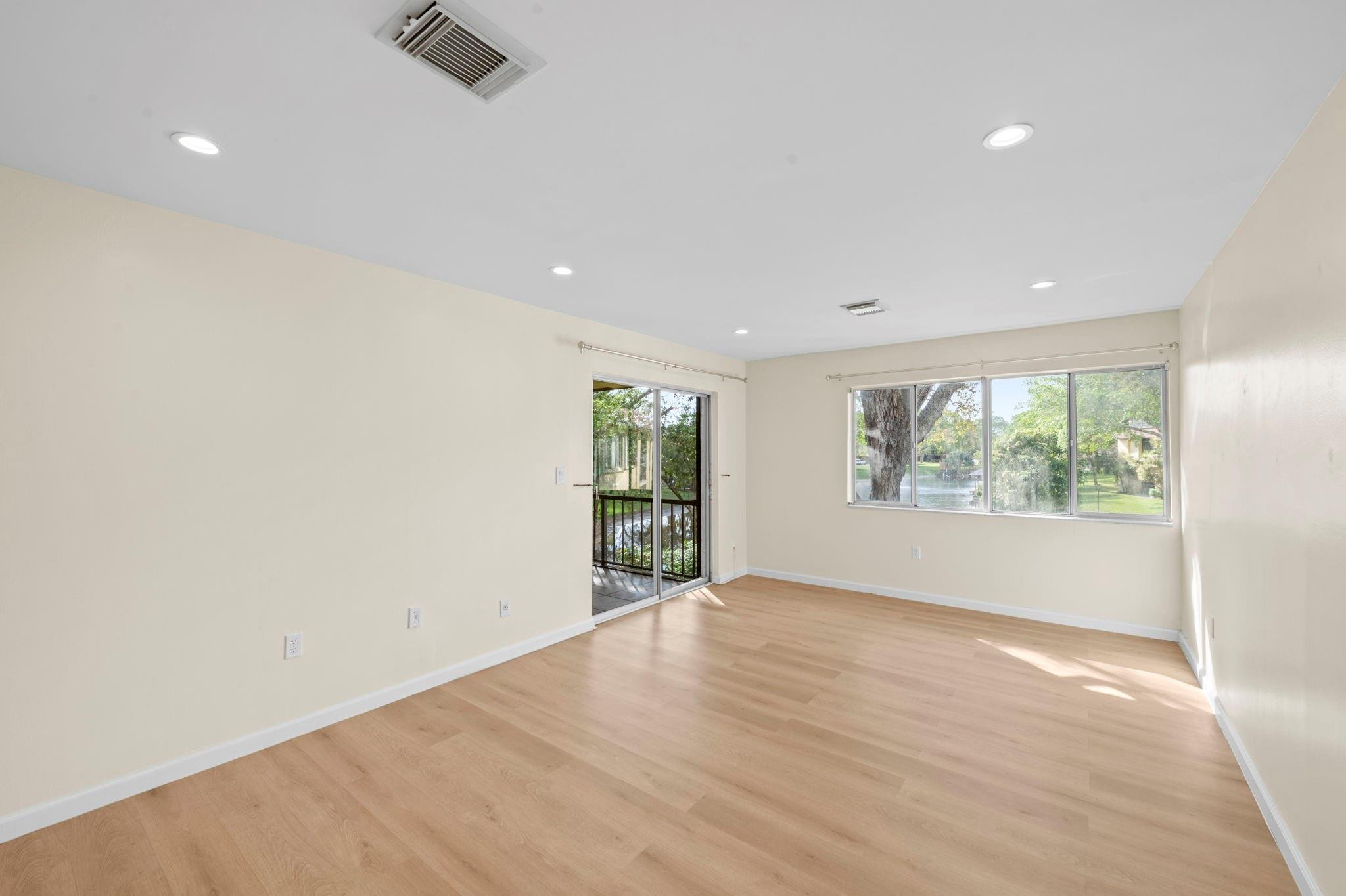 830 Southwest 9th St Circle, Unit 204 Boca Raton, FL 33486 - Photo 8 of 21 Photo 8