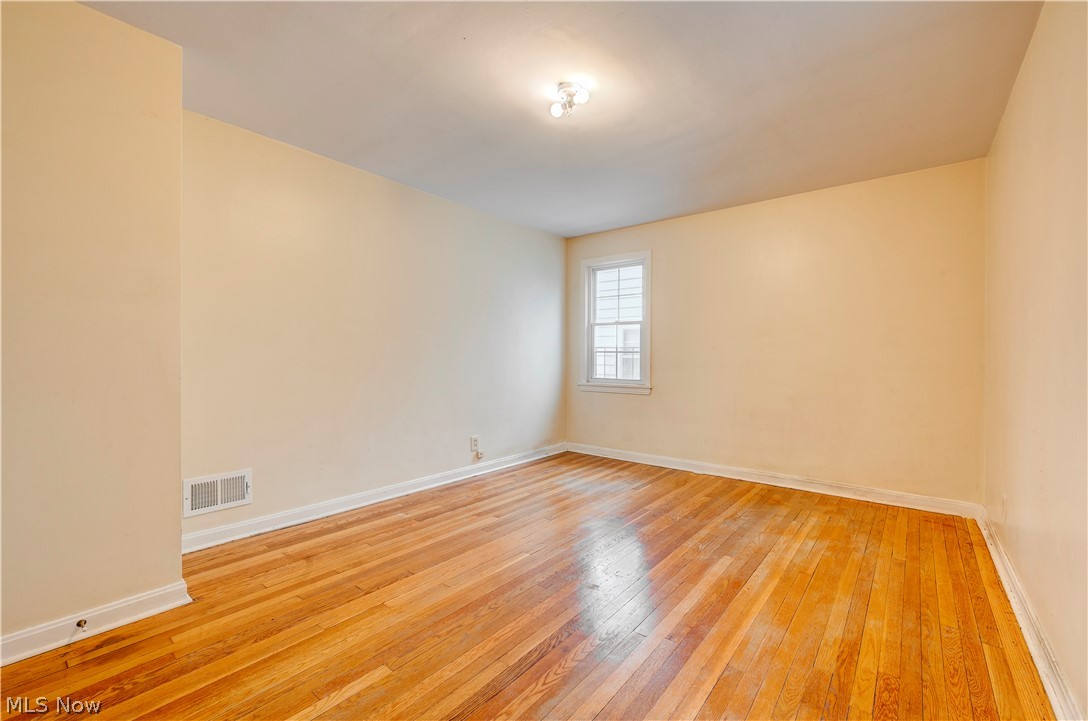1163 Haselton Road Cleveland Heights, OH 44121 - Photo 18 of 34 Bedroom 2