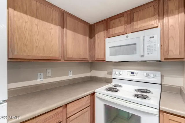 $1,600 | 1720 East Thunderbird Road, Unit 1037, Phoenix, AZ 85022