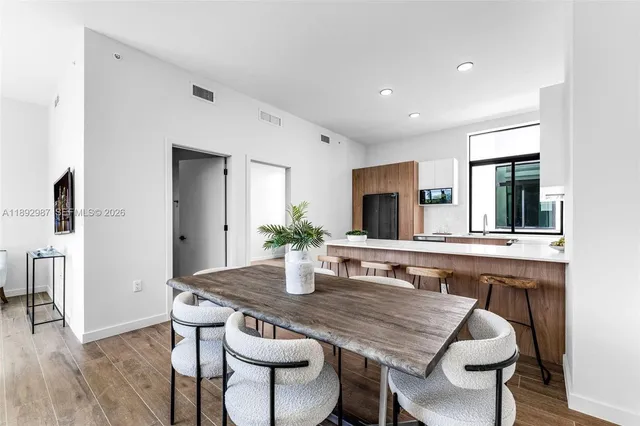 $986,333 | 523 Northeast 61st Street, Miami, FL 33137