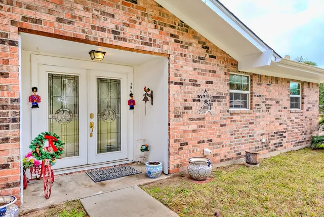 $379,000 | 186 Poinsettia Street, Bridge City, TX 77611
