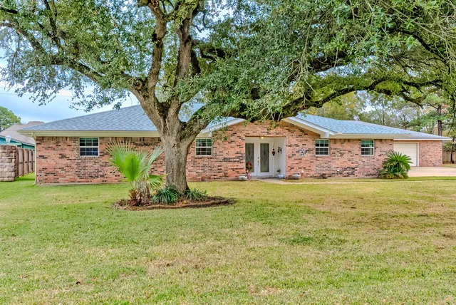 $379,000 | 186 Poinsettia Street, Bridge City, TX 77611