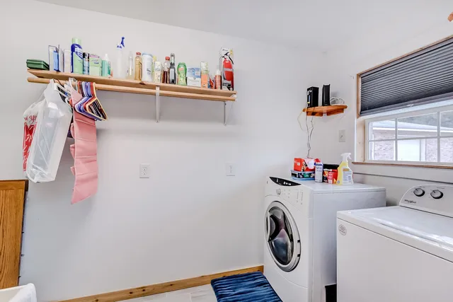 $379,000 | 186 Poinsettia Street, Bridge City, TX 77611