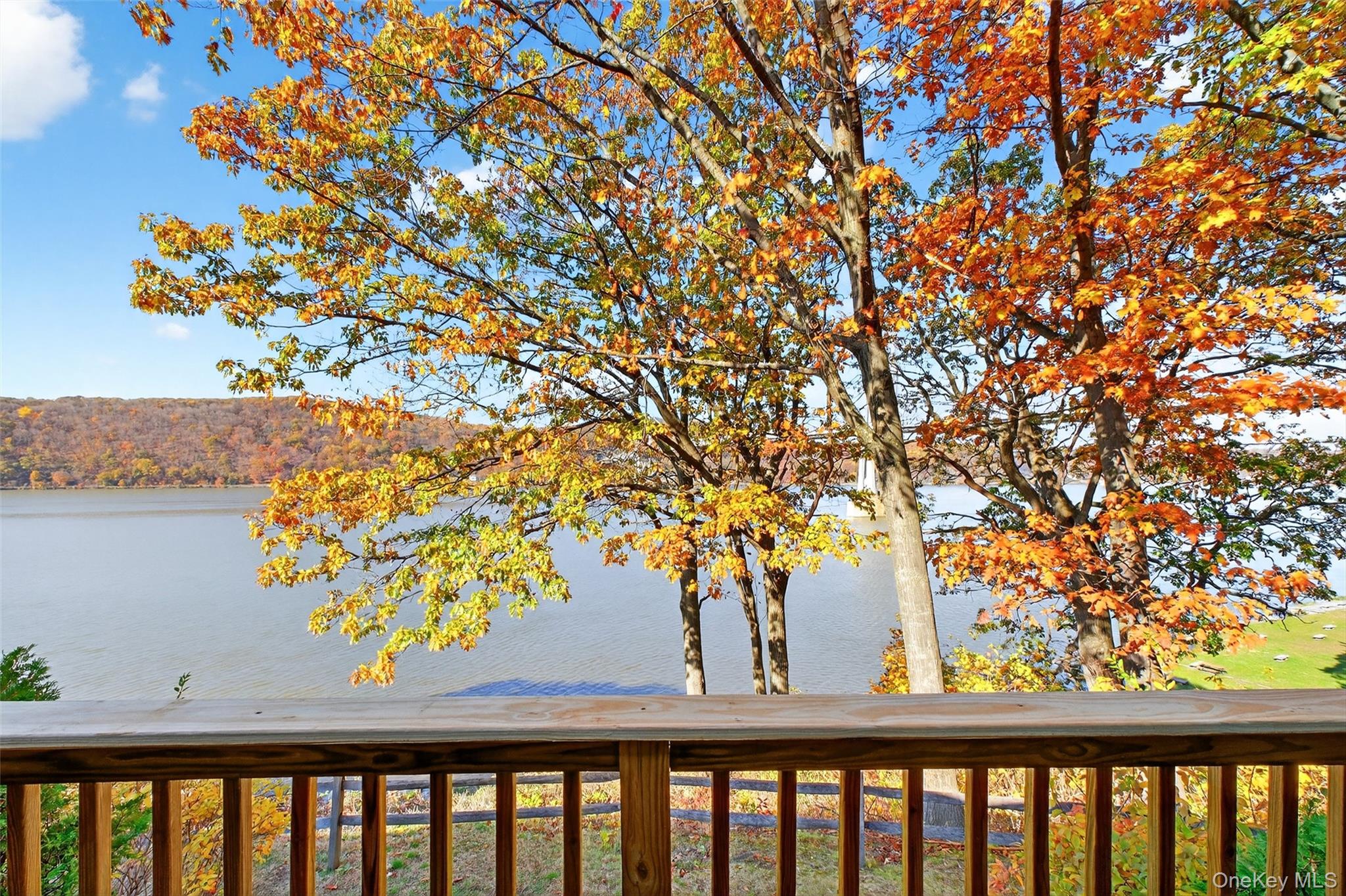 28 Hudson Heights Drive, Unit 28 Poughkeepsie, NY 12601 - Photo 27 of 50 a view of trees from a balcony